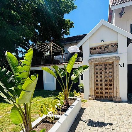 Bliss In The Bay Guesthouse Plettenberg Bay Exteriör bild