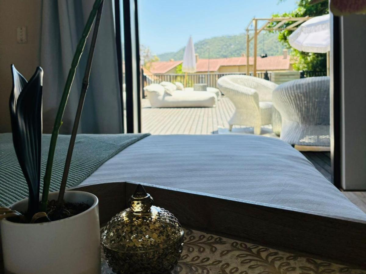 Bliss In The Bay Guesthouse Plettenberg Bay Exteriör bild