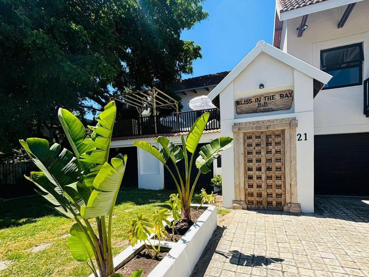 Bliss In The Bay Guesthouse Plettenberg Bay Exteriör bild